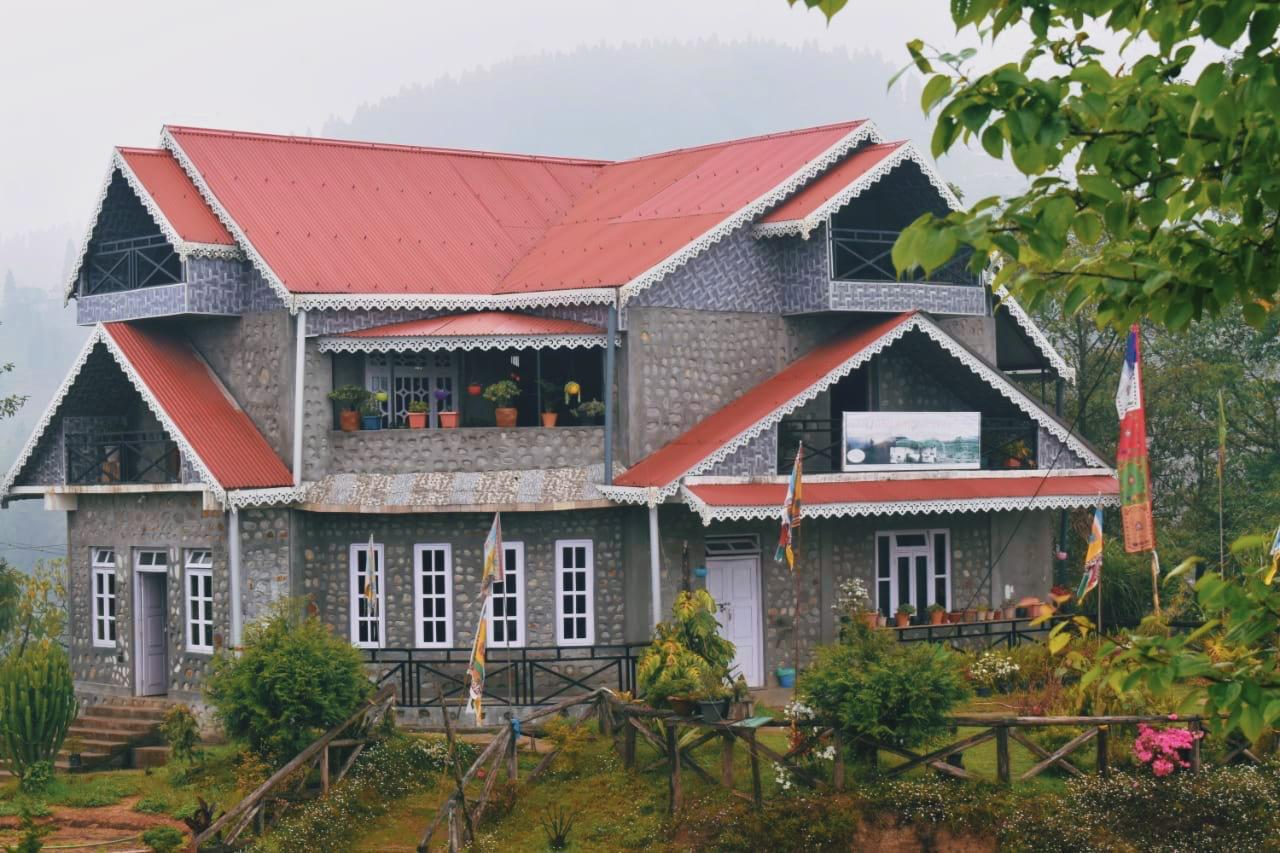 Manjosila Homestay